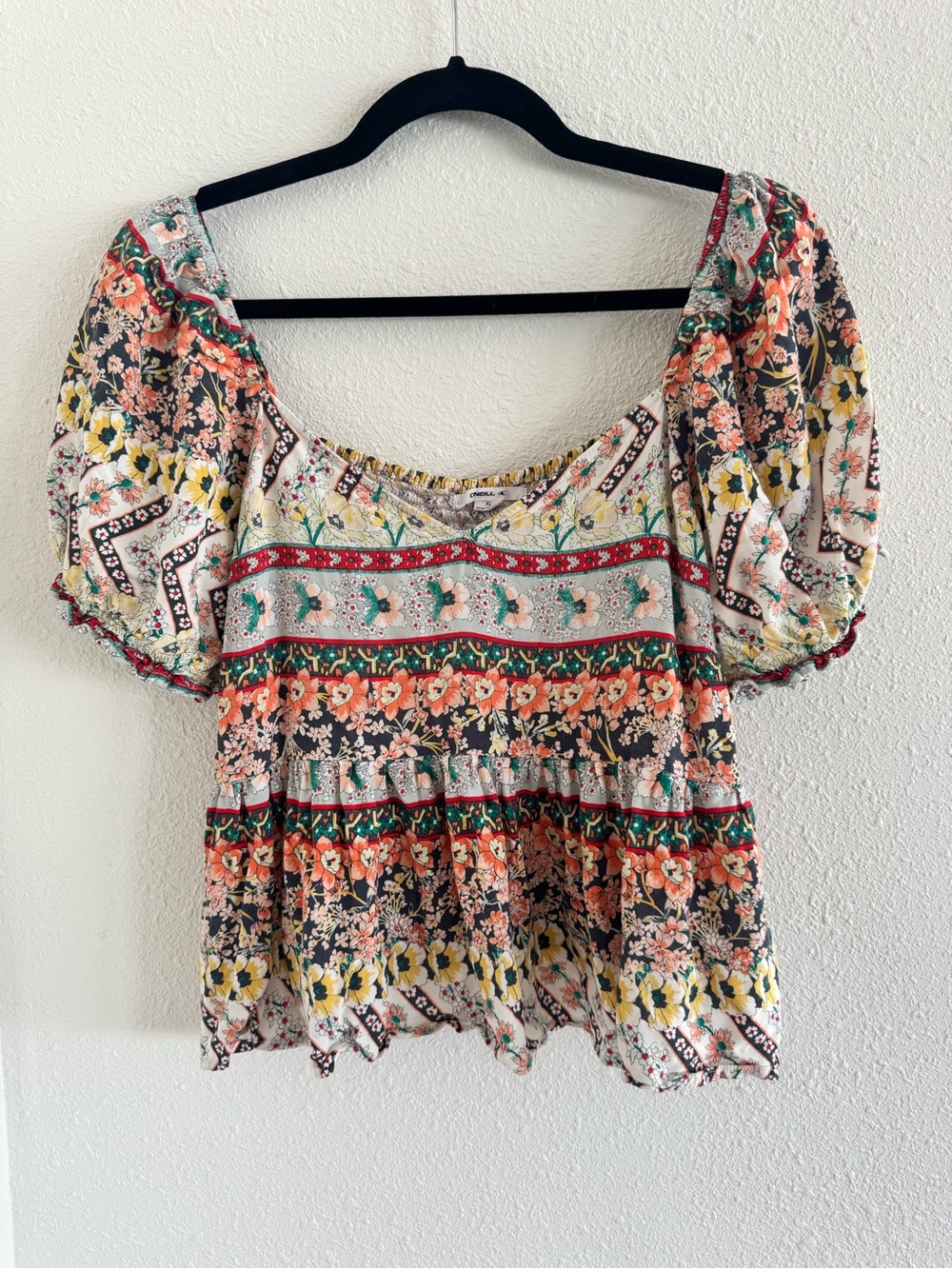 O'Neill Multi-Color Floral Puff Sleeve Peasant Top